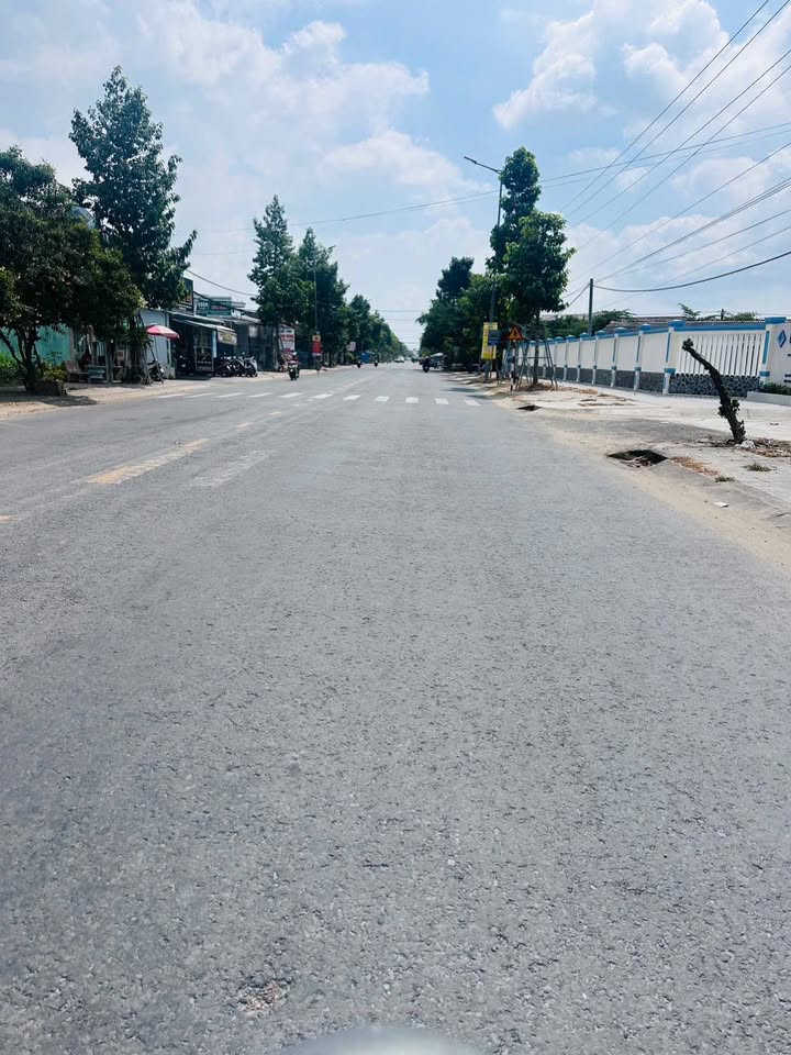 Nhà mặt tiền Lê Hồng Phong, Sóc Trăng 258m² giá 6.1 tỷ - Cơ hội kinh doanh tuyệt vời!