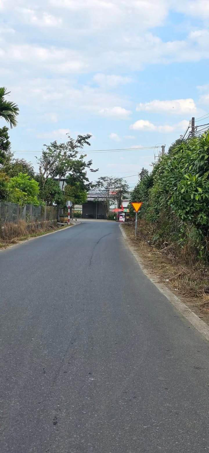 Đất nền Bảo Lộc 500m² giá 4.5 tỷ - Lô góc 2 mặt tiền đẹp