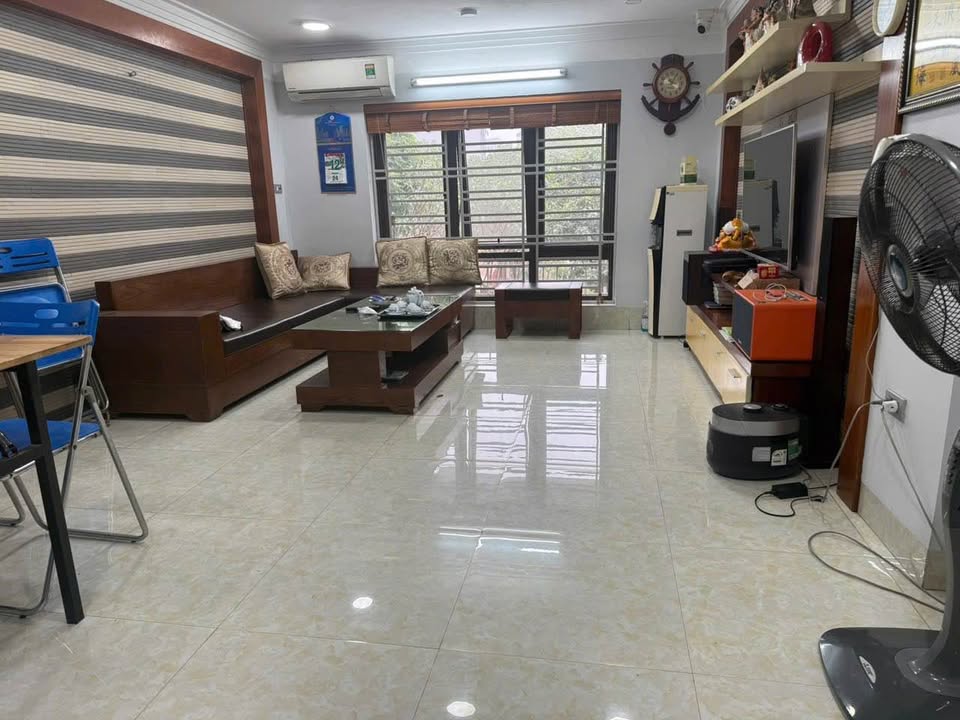 Nhà phố Thị Cấm - Xuân Phương - 40m² - Mặt trước công viên, 6 tầng đẹp