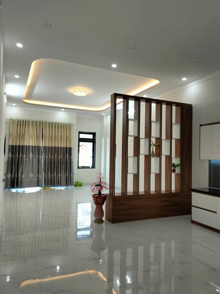 Nhà riêng tại Buôn Ma Thuột 130m² giá 1.68 tỷ - Đường thông thoáng, ô tô vào tận nơi!