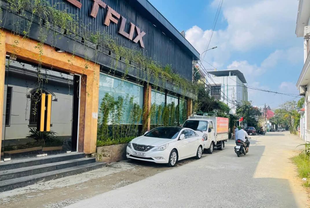 Đất kiệt 245 Phạm Văn Đồng, Phú Thượng, 85m² giá 2,2 tỷ - Sổ hồng chính chủ!