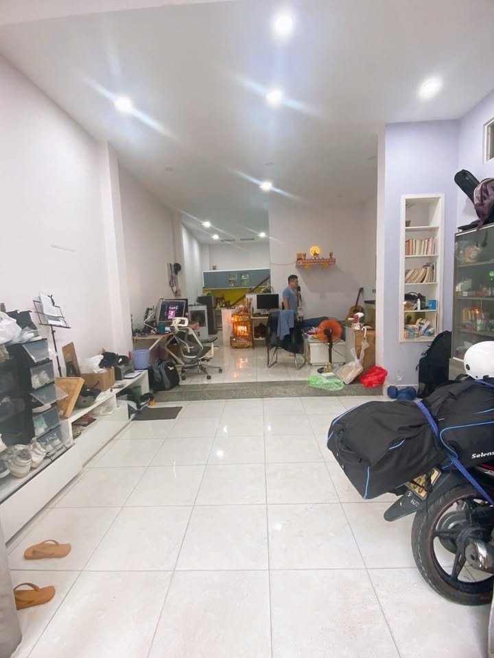 Nhà 2 tầng đường Bảy Hiền, Tân Bình 62m² giá 6 tỷ - Sổ đỏ chính chủ!