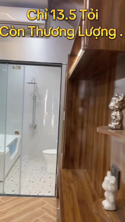 Townhouse Tân Bình 64m² giá 13.5 tỷ - Thang máy, gần Emart!