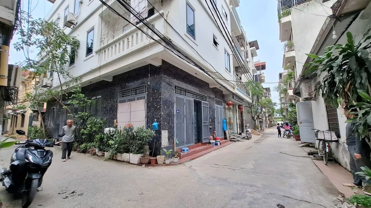 Townhouse Khu B Đại Học Mỏ Cổ Nhuế 50m² giá 8.2 tỷ - Sổ đỏ chính chủ