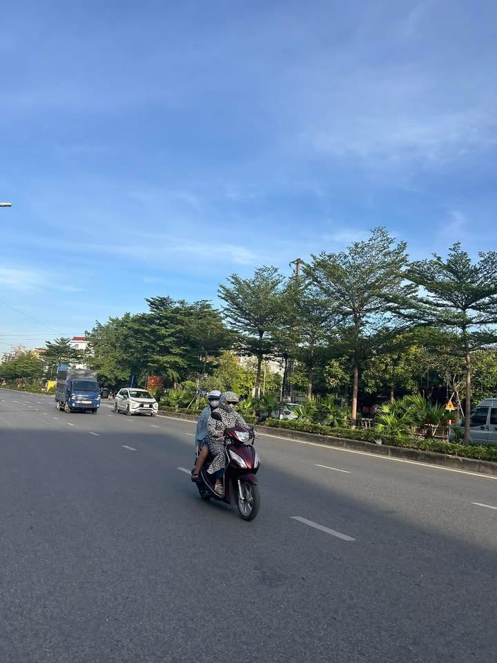 FrontHouse cho thuê tại QL 1 A, Đình Bảng, 100m² - Hoàn thiện theo ý thích!