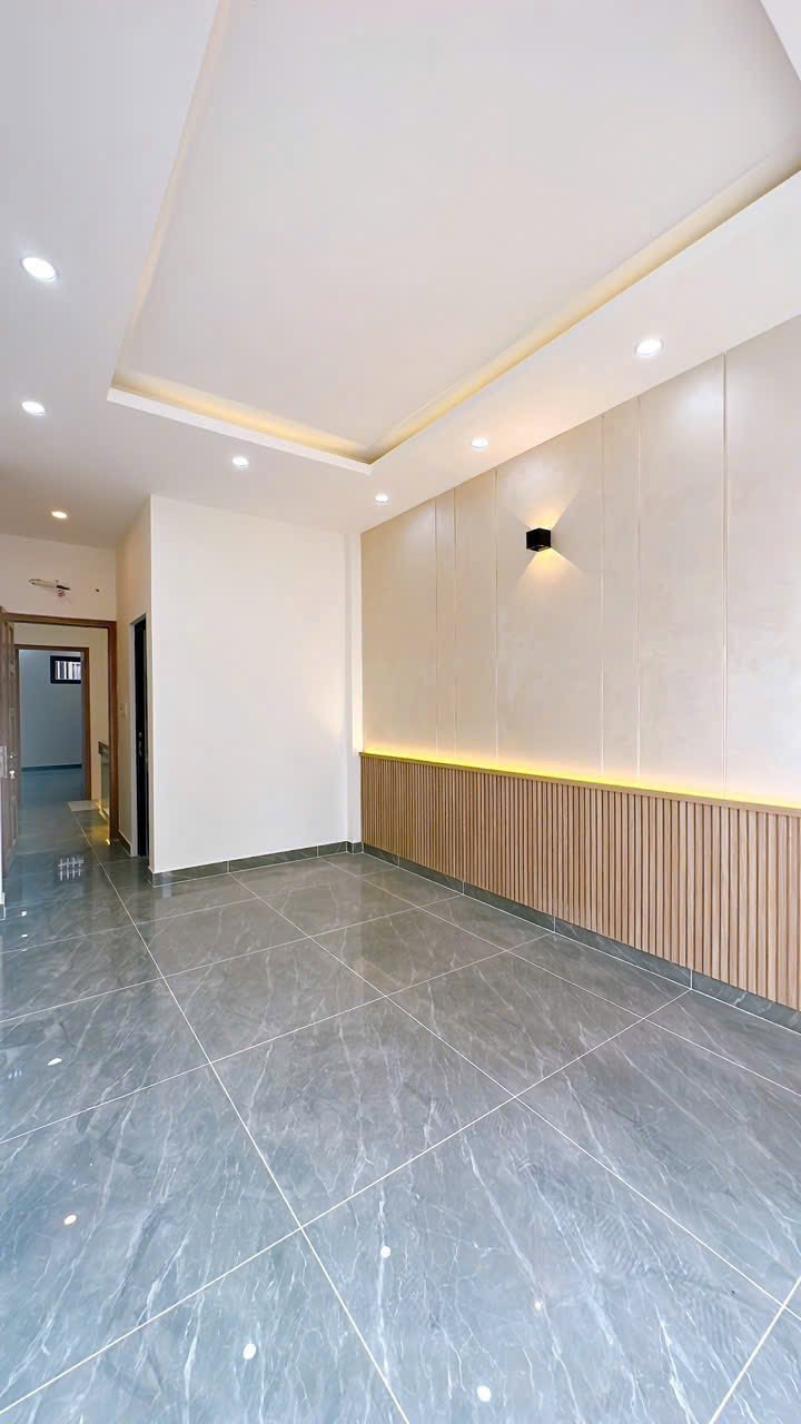 Nhà phố Xóm Đạo, Quận 4, 57m² giá 5.95 tỷ - Hoàn thiện mới 100%!