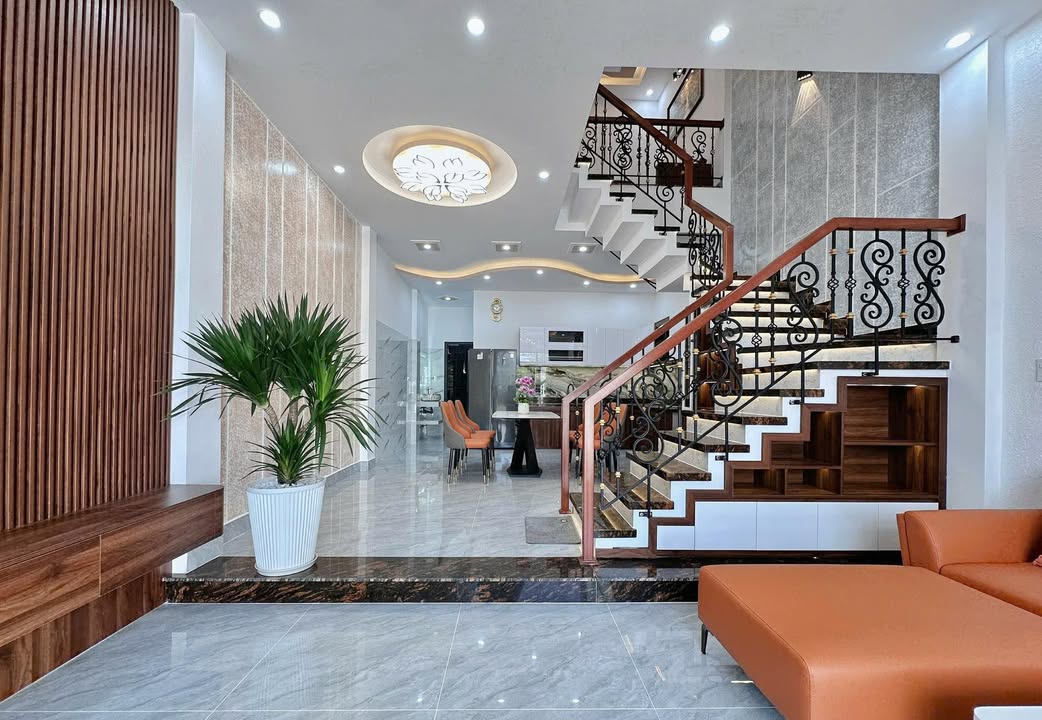 Nhà mặt tiền Nguyễn Bính, Phường Hòa An, 105m² giá 8.5 tỷ - Đầu tư sinh lời tuyệt vời!