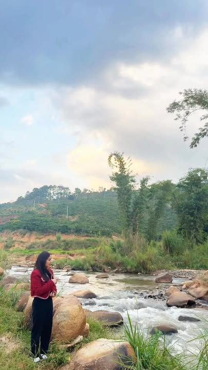 Đất ven suối Mê Linh Lâm Hà 1000m² giá chỉ 2 triệu/m² - Cơ hội đầu tư tuyệt vời!