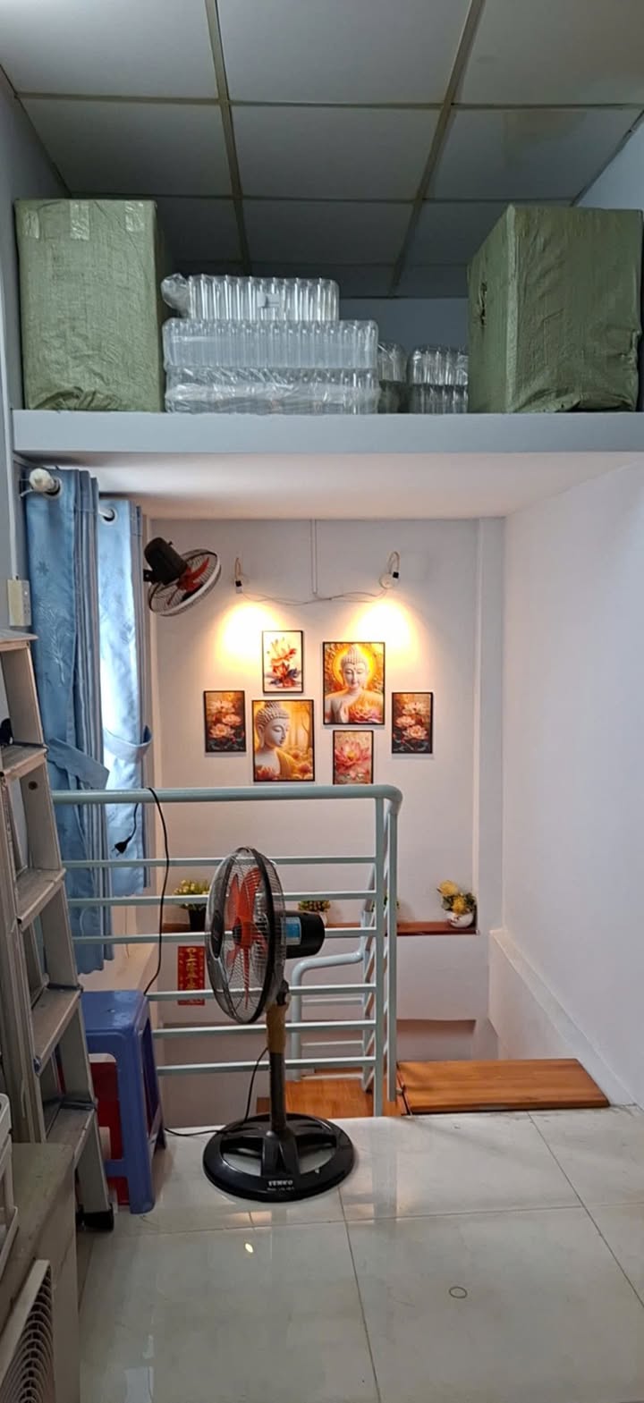 Nhà 2 tầng Phạm Văn Chí, Quận 6, 25m² giá 3 tỷ - Chính chủ bán gấp!