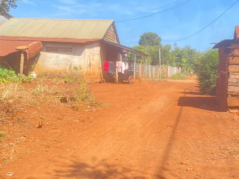 Đất liền kề Buôn Trắp, Ea H'Din, 370m² giá 13.69 tỷ - Cơ hội đầu tư tuyệt vời!