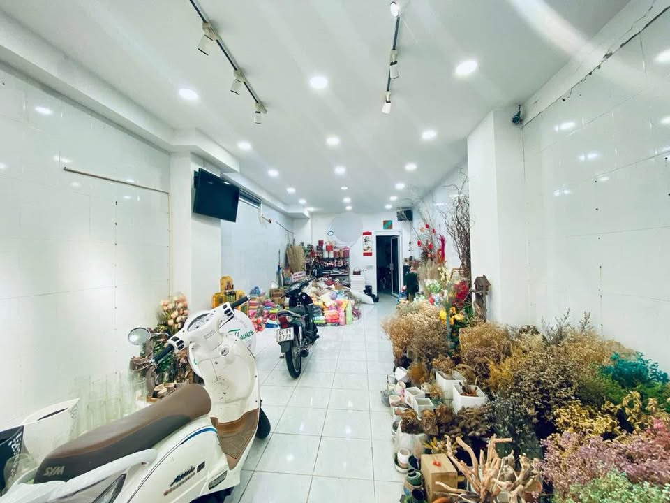 Nhà phố 3 tầng tại Mỹ Long, Long Xuyên 68m² giá 10.8 tỷ - Phù hợp kinh doanh và ở ngay!