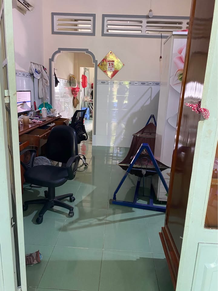 Nhà mặt tiền đường nhựa Long Xuyên 60m² giá 1 tỷ - Chính chủ bán gấp!