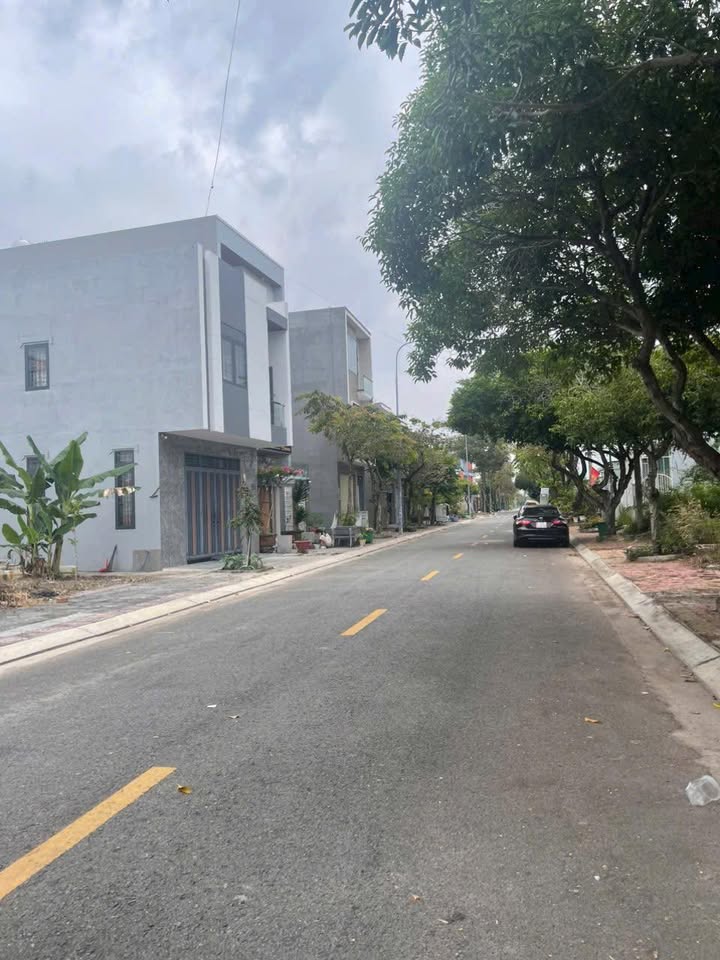 Nhà mặt tiền Chu Văn An, Bà Rịa 74m² giá 2.3 tỷ - Đầy đủ tiện ích xung quanh!