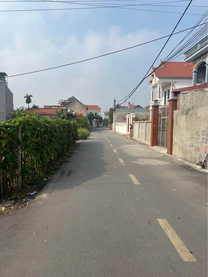 Đất nền góc ngã tư tại Xã Chính Nghĩa, Huyện Kim Động, 80m² giá 2.12 tỷ - Đầu tư sinh lời tiềm năng!