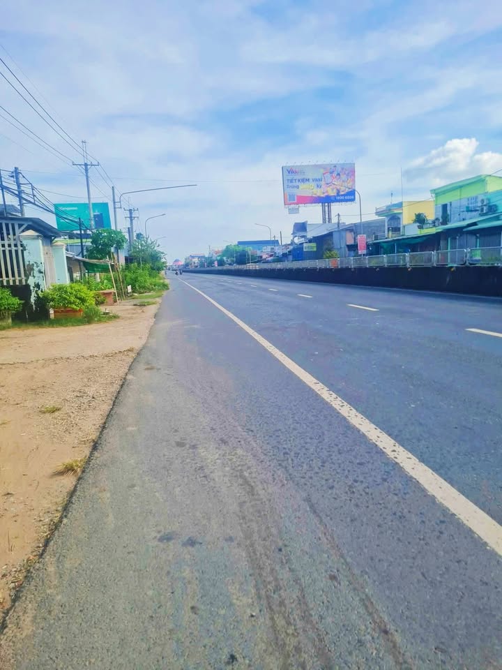 Đất nền mặt tiền Quốc Lộ 1A, Xã An Hiệp, 254m² chỉ 1.35 tỷ - Cơ hội đầu tư tuyệt vời!