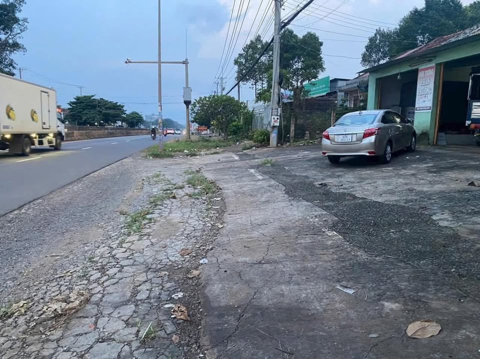 Bán nhà mặt tiền Quốc Lộ 1A, Đường 21/4, Bình Lộc, 310m² giá 9 tỷ - Cơ hội đầu tư hiếm có!