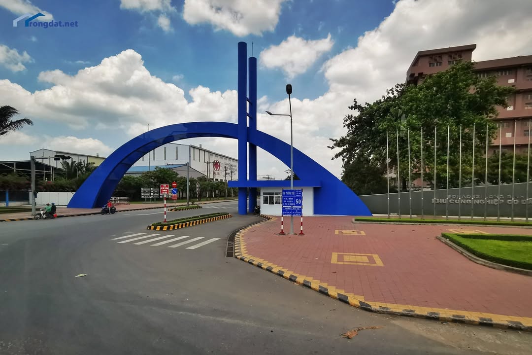 Đất thổ cư mặt tiền QL 51 xã Phước Thái 120m² - Giá chỉ 32.4 tỷ