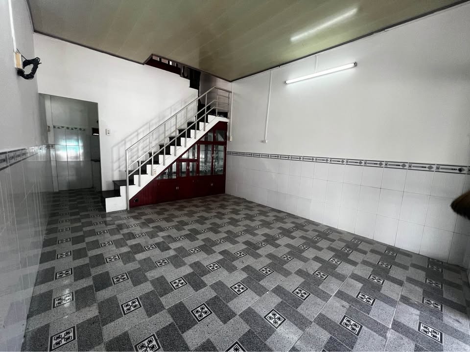 FrontHouse Nha Trang 29m² giá 3.95 tỷ - Vị trí kinh doanh đắc địa!