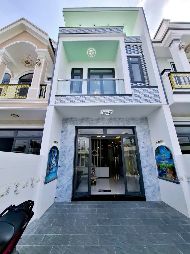 Nhà mới Bình Chánh 102m² giá 2.5 tỷ - Sổ hồng chính chủ