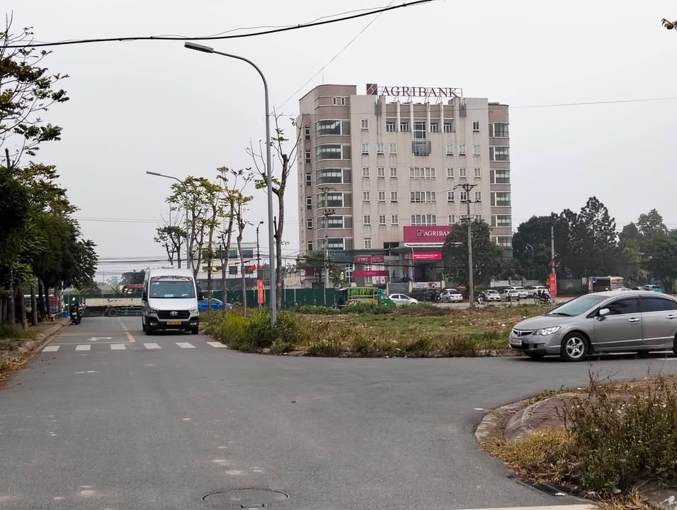 Lô đất FrontHouse tại Thị trấn Sóc Sơn 120m² - Đầu tư lý tưởng cho kinh doanh!