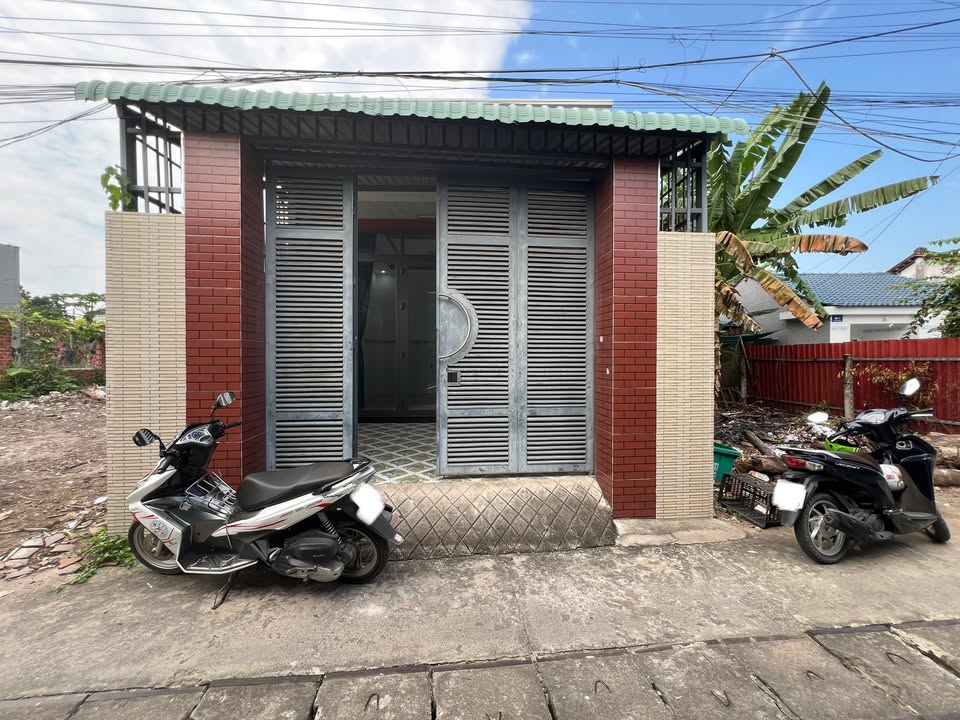 Nhà riêng 100m² tại Thị trấn Long Điền, Bà Rịa - Vũng Tàu giá 1.85 tỷ - Chính chủ bán gấp!