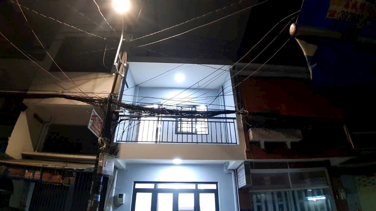 Nhà hẻm xe tải Hồng Bàng, Quận 11 30m² giá 5 tỷ - Tiện nghi cho cả ở và kinh doanh!