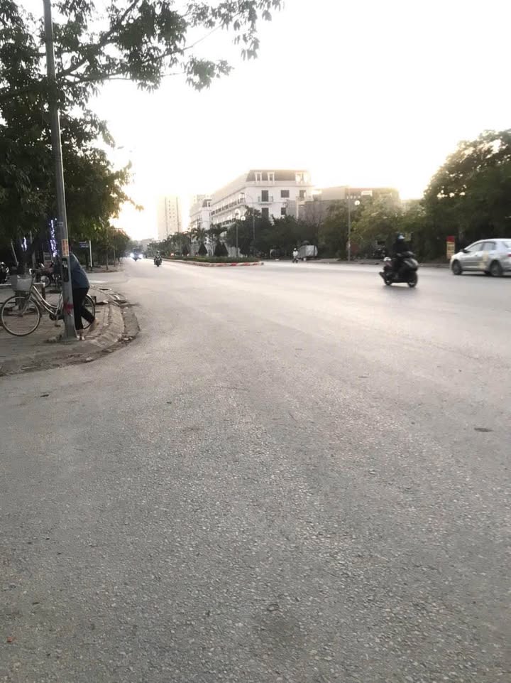 Đất nền Hồ Sen, Quảng Thành, Thanh Hóa 110m² giá 4 tỷ - Cơ hội đầu tư hiếm có!