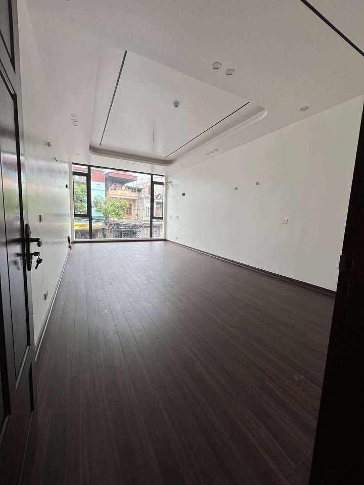 Nhà mặt tiền Trần Hưng Đạo, Nam Định 72m² giá 1x tỷ - Kinh doanh đắc địa!