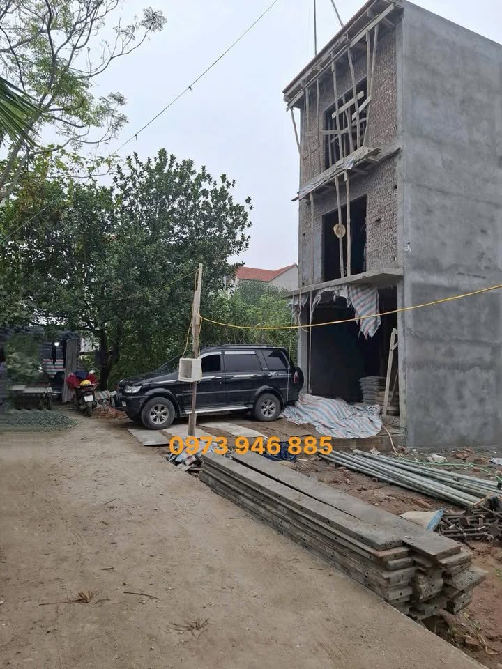 Nhà độc lập 3 tầng tại Sài Sơn, Quốc Oai 40m² giá 3 tỷ - Ô tô đỗ cửa thoải mái!