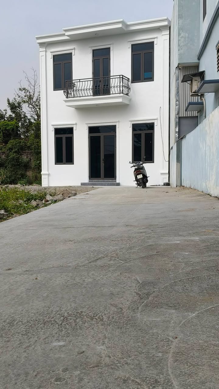 Nhà 2 tầng mới tại Xã An Hòa, Huyện Quỳnh Lưu, 63m² giá chỉ 1.7 tỷ - Đầy đủ công năng!