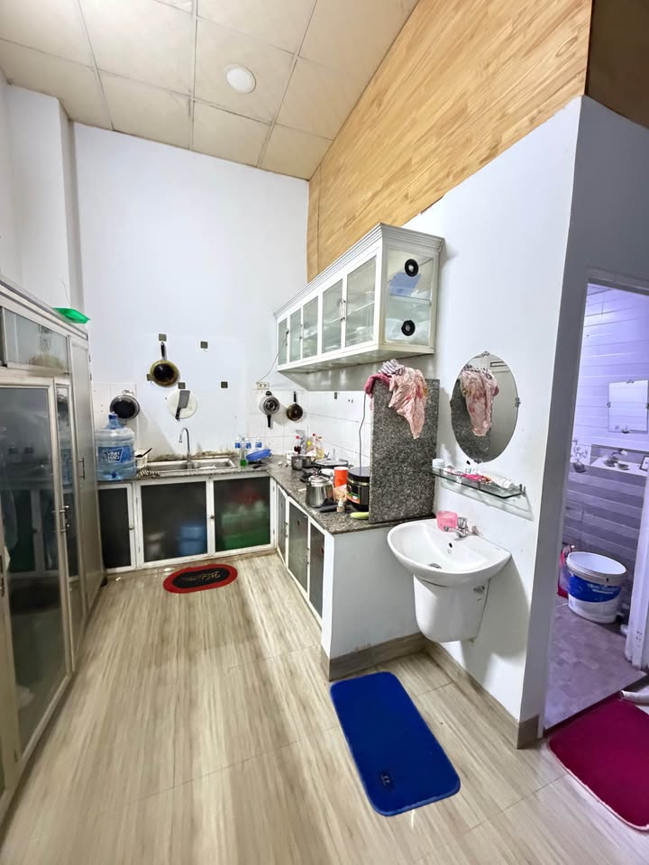 Nhà gác lửng Phường Phú Thủy 51m² giá 1 tỷ - Sẵn sàng vào ở ngay!