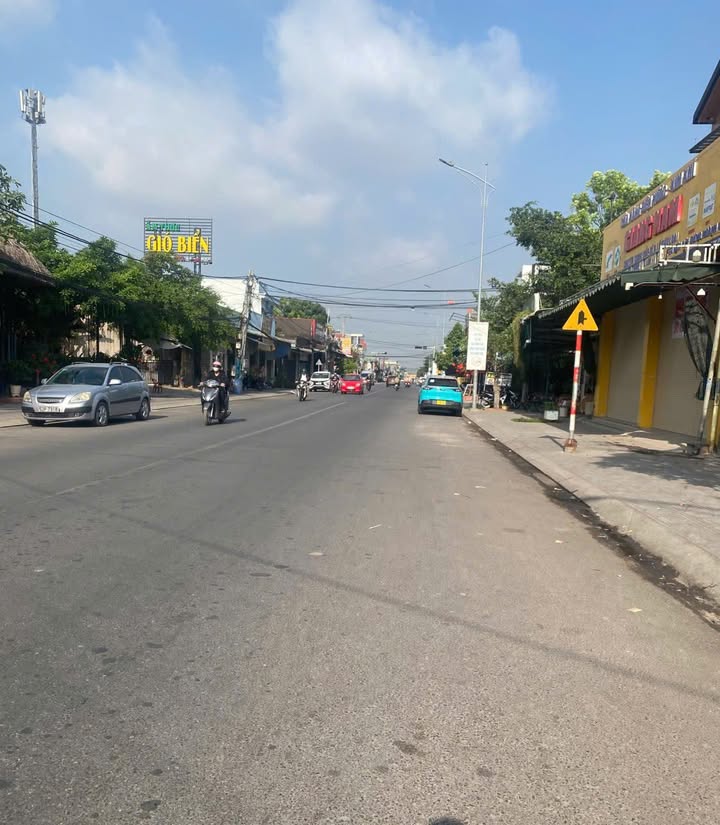 Cặp Trọ Mặt Tiền Đường D2 KDC Thuận Giao 330m² giá 13.5 tỷ - Cơ hội đầu tư sinh lời!