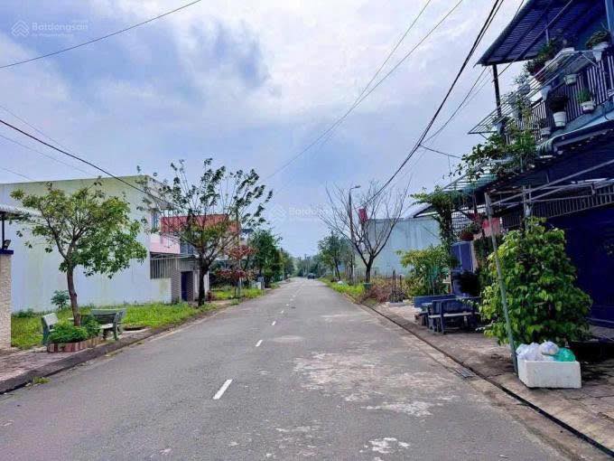 Đất nền góc 2 mặt tiền Đường 11m5, Điện Bàn Đông 90m² - Giá chỉ 3.4 tỷ VND!