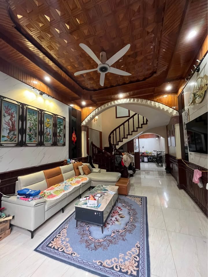 Nhà độc lập ngõ 273 Thiên Lôi, 62.4m² giá 4.5 tỷ - Sân riêng thoáng mát