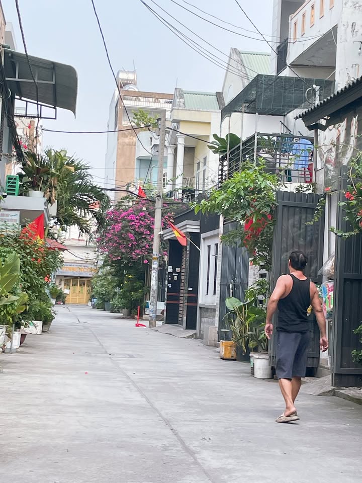 Nhà phố Tân Tạo A, Bình Tân 72m² giá 5.28 tỷ - Sổ hồng riêng, hẻm xe tải thông thoáng!