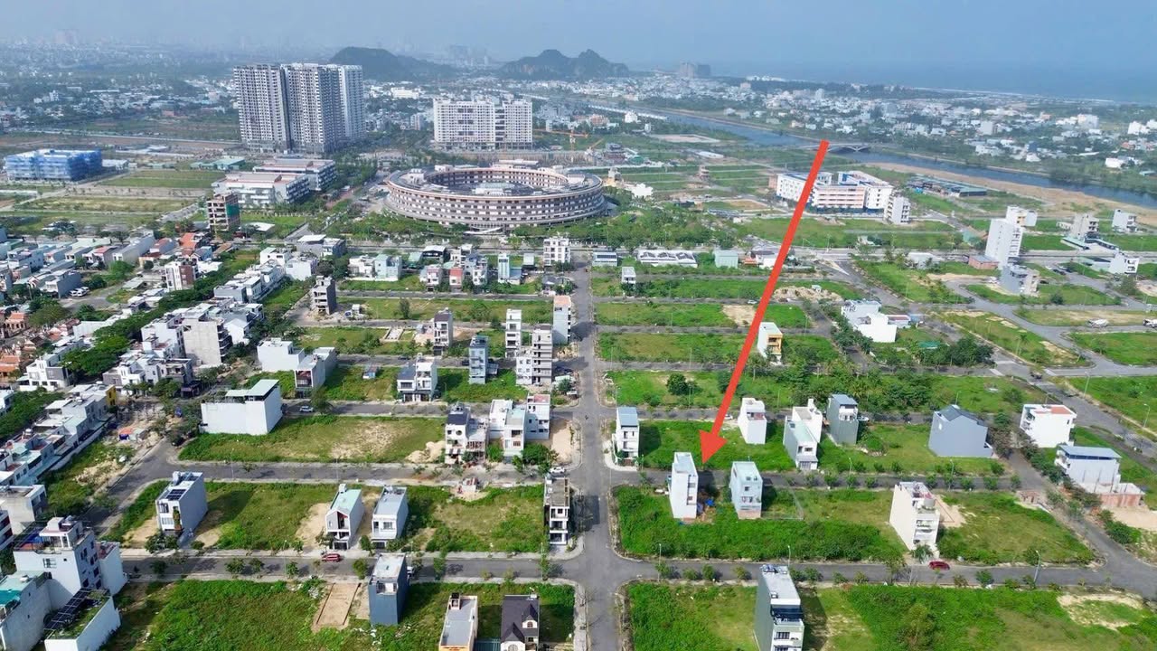Đất nền FPT V5 Đà Nẵng 104.3m² giá 5.4 tỷ - Hướng Nam thoáng đãng!