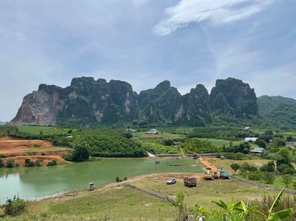 Đất thổ cư 2000m² bên hồ Mười, Hợp Phong, Cao Phong - Cơ hội đầu tư tuyệt vời!