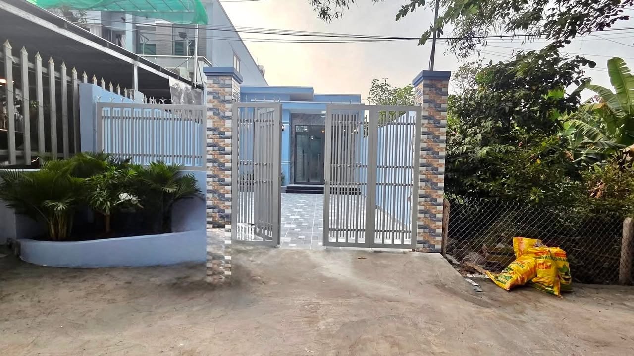 Nhà cấp 4 tại Tân Hiệp, Hóc Môn 162m² giá 4.4 tỷ - Sổ hồng riêng, thương lượng ngay!