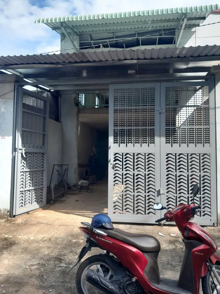 Bán nhà mặt tiền nhựa xã Củ Chi 87m² giá 2.22 tỷ - Cơ hội đầu tư hiếm có!