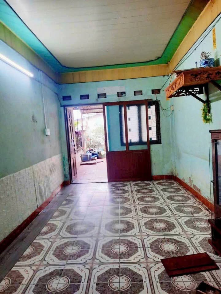 Nhà cấp 4 Cẩm Trung 87m² giá 900 triệu - Khu dân cư đông đúc!