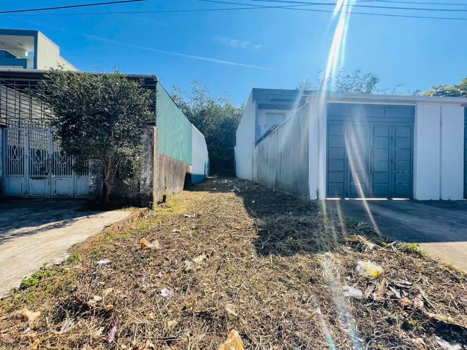 Đất mặt tiền Nguyễn Thiếp, Phường Diên Hồng, Gia Lai - Diện tích 170m² giá 2.1 tỷ - Cơ hội đầu tư hấp dẫn!