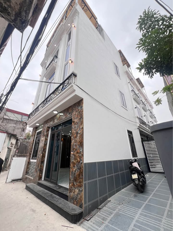 Townhouse 4 tầng Hồ Sen, Lê Chân 44m² giá 4.5 tỷ - Ô tô đỗ ngày đêm!