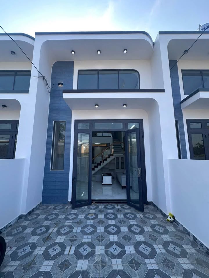 Nhà phố KDC ven sông Bình Chánh 96m² giá 1.9 tỷ - Sổ hồng riêng, hỗ trợ ngân hàng!