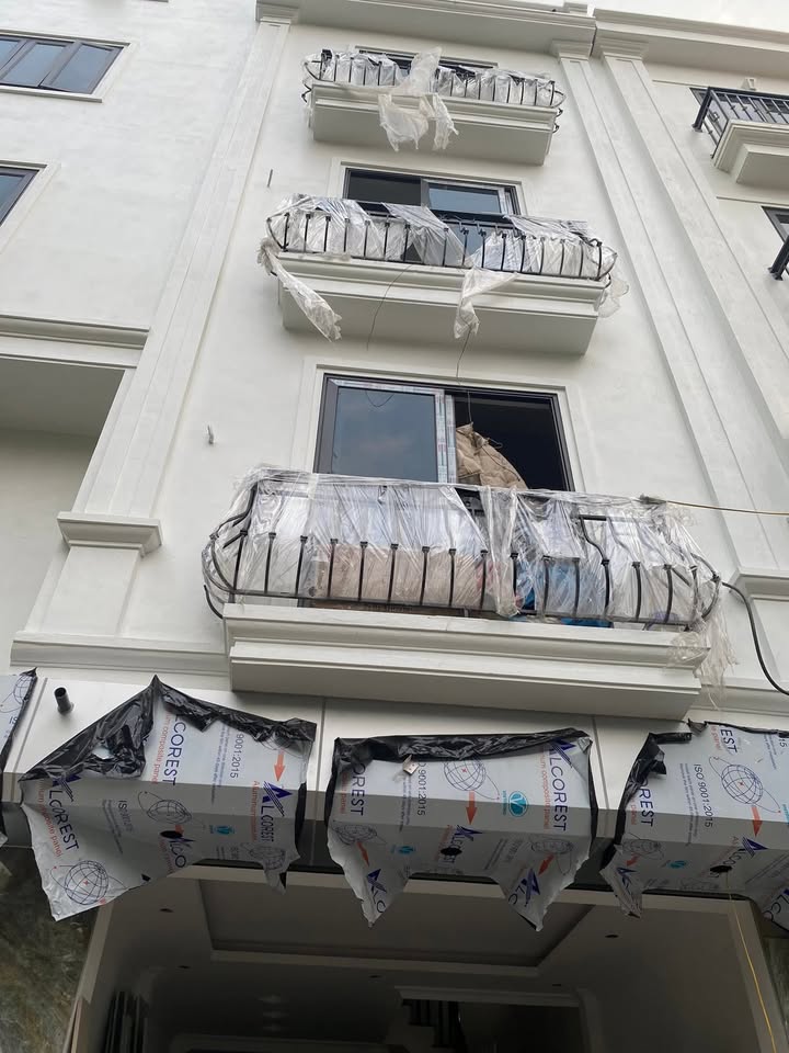 Nhà 4 tầng tại Đồng Tháp, Đan Phượng 40m² giá 5 tỷ - Ô tô vào nhà!