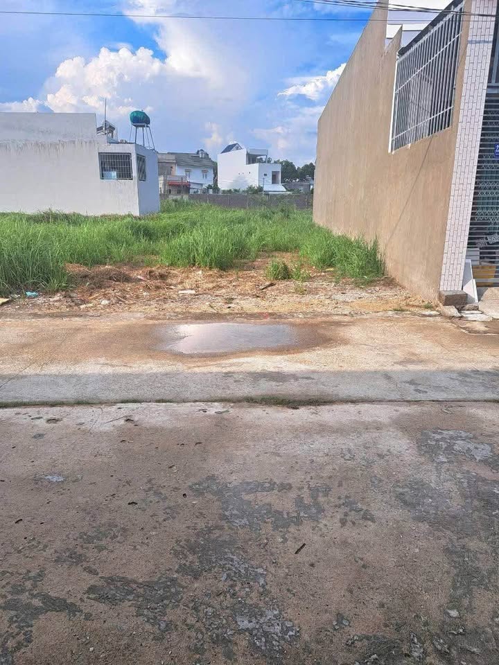 Đất thổ cư liền kề hẻm 239 Nguyễn Văn Rành, 295m² giá 3.44 tỷ - Đầu tư sinh lời tuyệt vời!