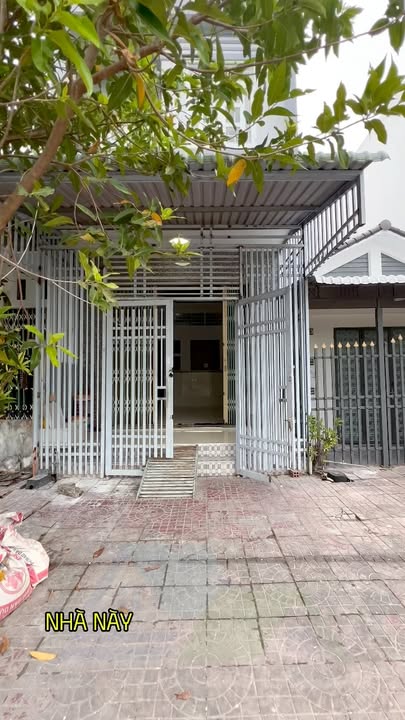 Nhà phố KDC LICOGI Cà Mau 60m² giá 1.6 tỷ - Sổ đỏ chính chủ!