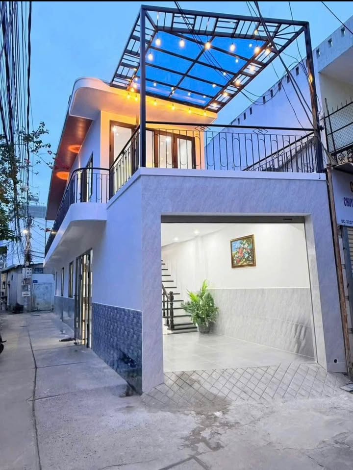 Nhà bán hẻm ô tô 5 chỗ đường Tú Xương, Vũng Tàu 60m² giá 5.2 tỷ - Vị trí đẹp, tiện lợi!