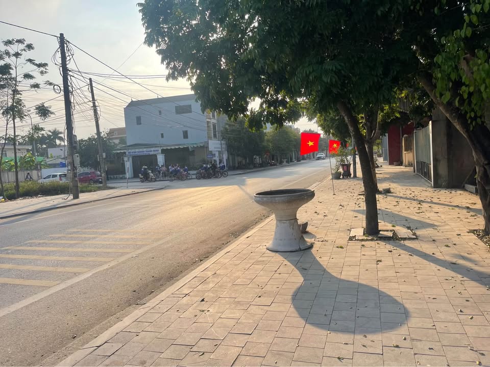 Đất nền mặt tiền đường Bùi Sỹ Lâm, thị trấn Hà Trung 100m² - Đầu tư sinh lời ngay!