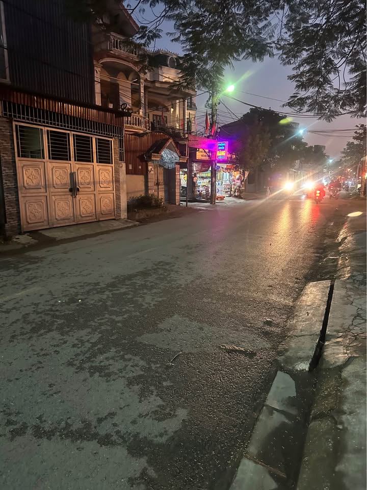 Bán lô đất + nhà cấp bốn tại ngã năm, Kiến An - Giá 2 tỷ - Đầu tư sinh lời!