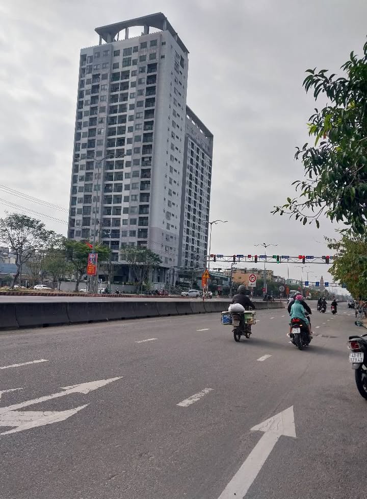 Đất mặt tiền Ngô Quyền, Sơn Trà 119m² giá chỉ 75 triệu/m² - Cơ hội đầu tư vàng!